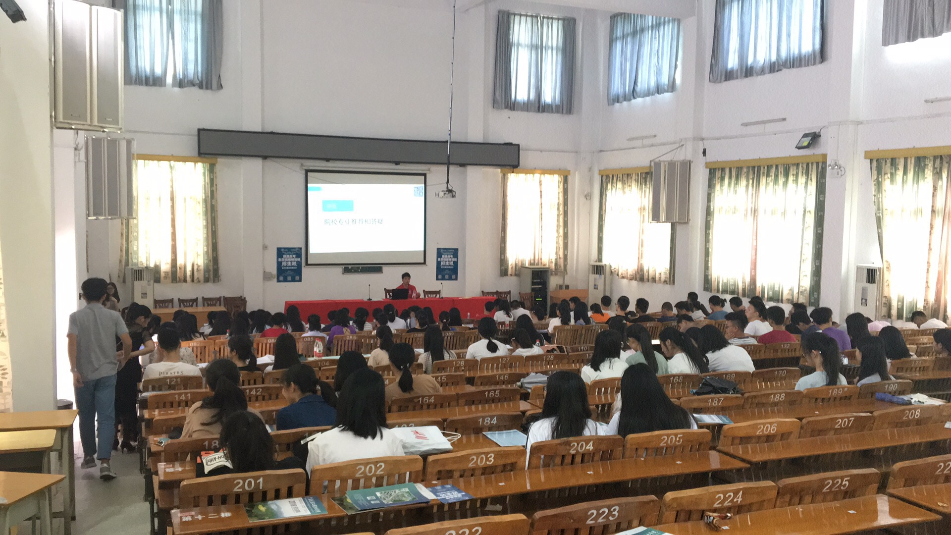 图片9.jpg 图片9.jpg