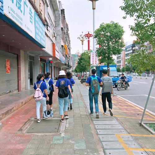 走访8.jpg 走访8.jpg